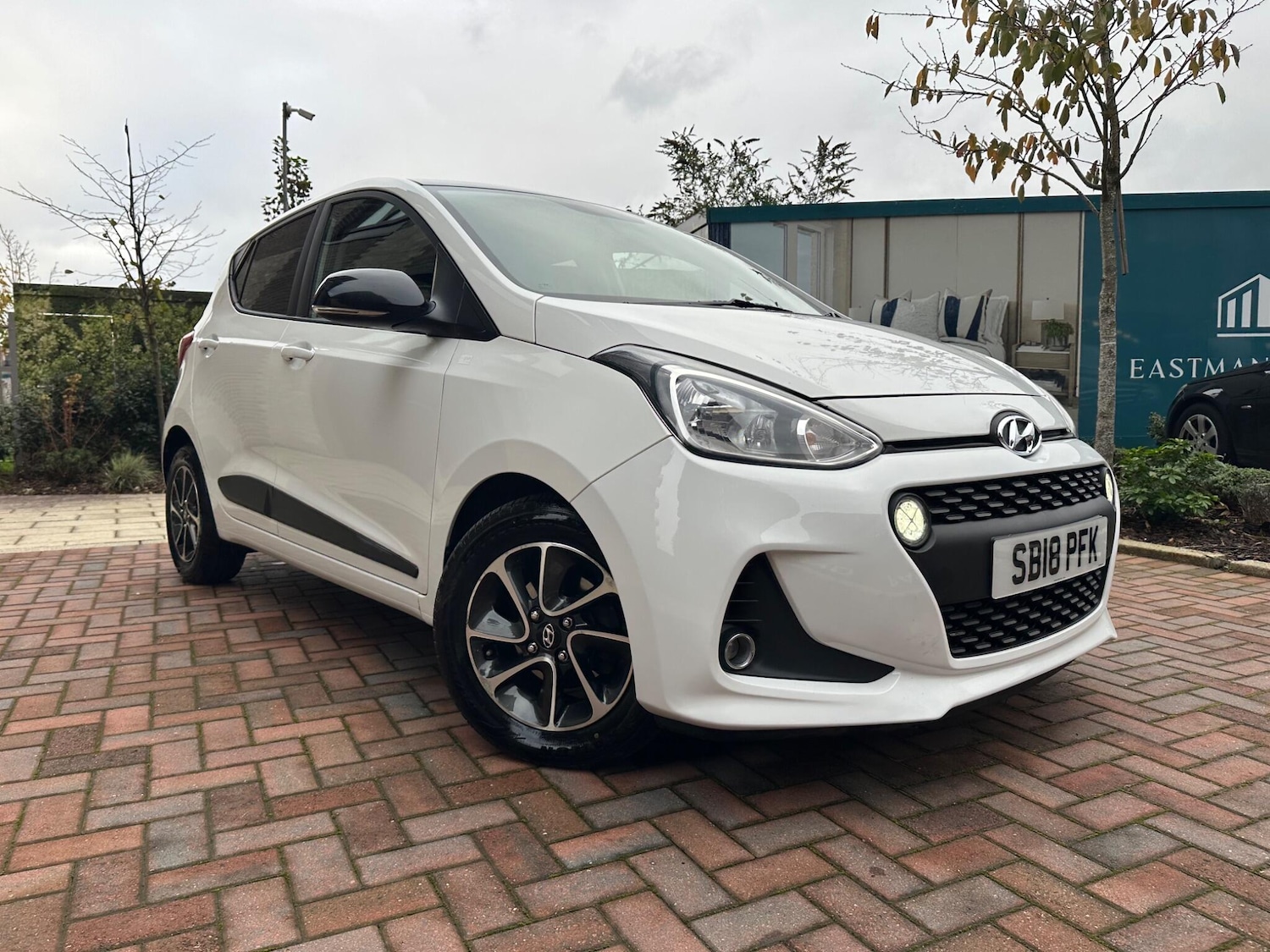 Used Hyundai i10 2018 for sale - 76701953: Photo 10