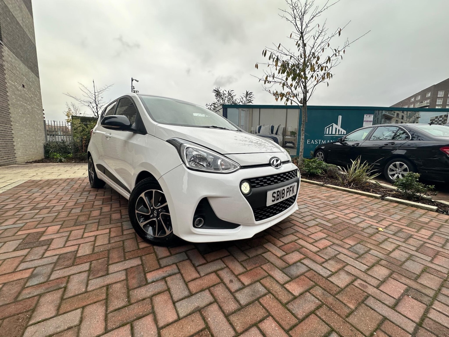 Used Hyundai i10 2018 for sale - 76701953: Photo 11