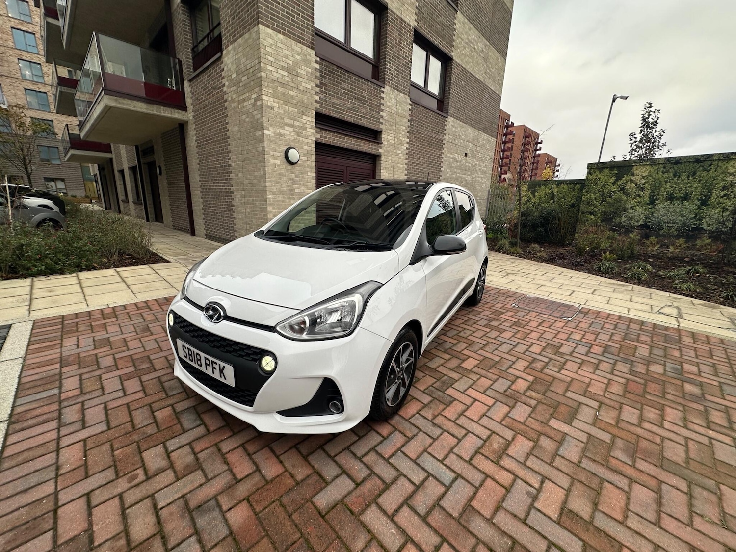 Used Hyundai i10 2018 for sale - 76701953: Photo 15