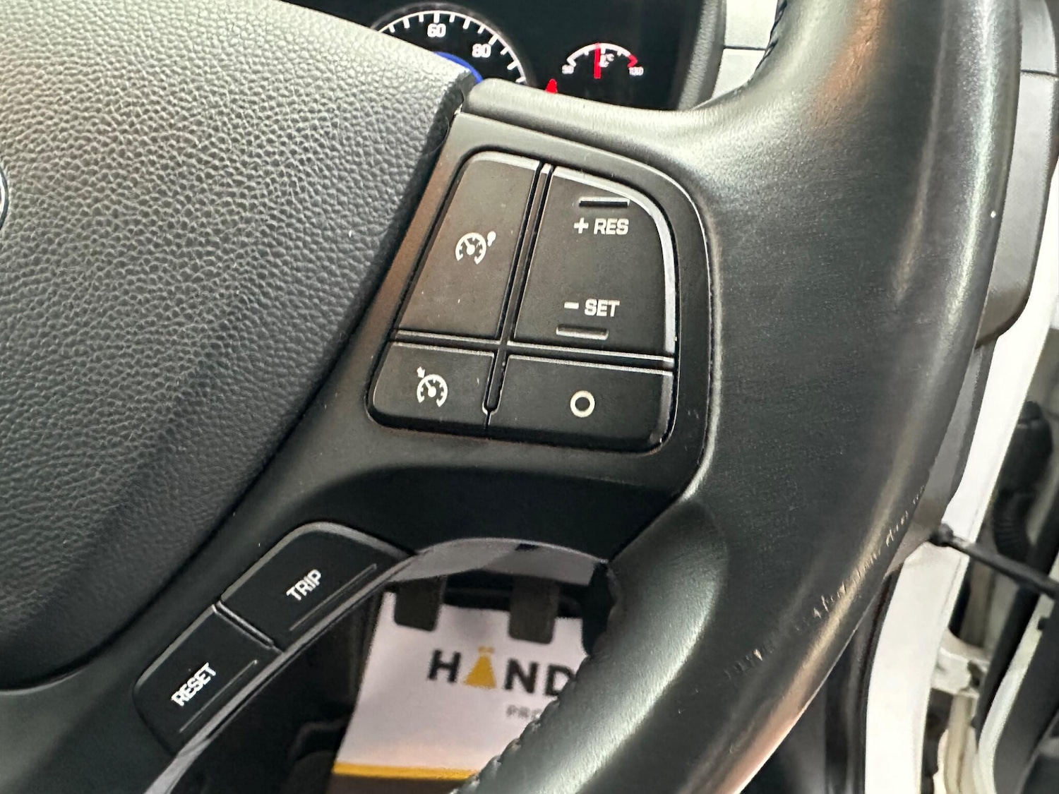 Used Hyundai i10 2018 for sale - 76701953: Photo 32