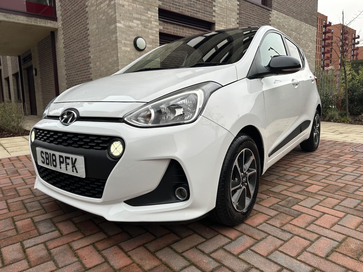 Used Hyundai i10 2018 for sale - 76701953: Photo 6