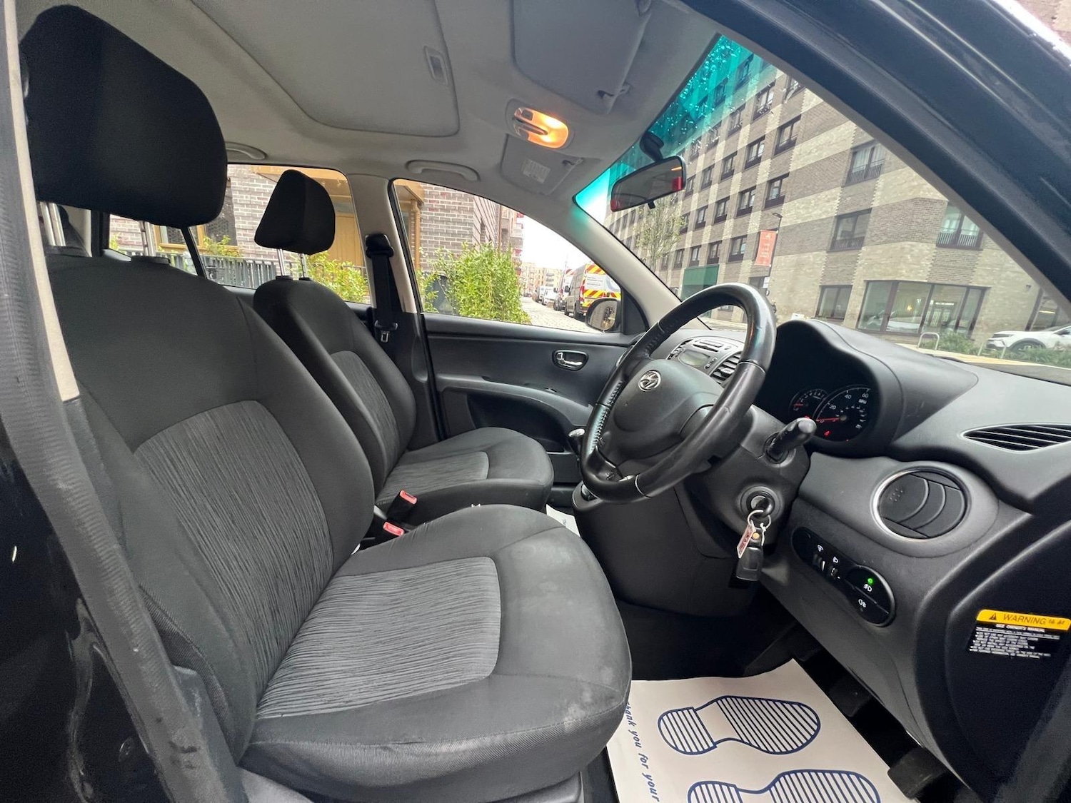 Used Hyundai i10 2013 for sale - 76975917: Photo 18