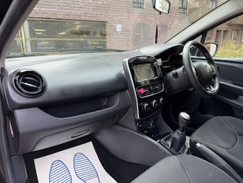Used Renault Clio 2019 for sale - 79669144: Photo