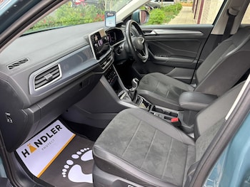 Used Volkswagen T-Roc 2024 for sale - 78548149: Photo