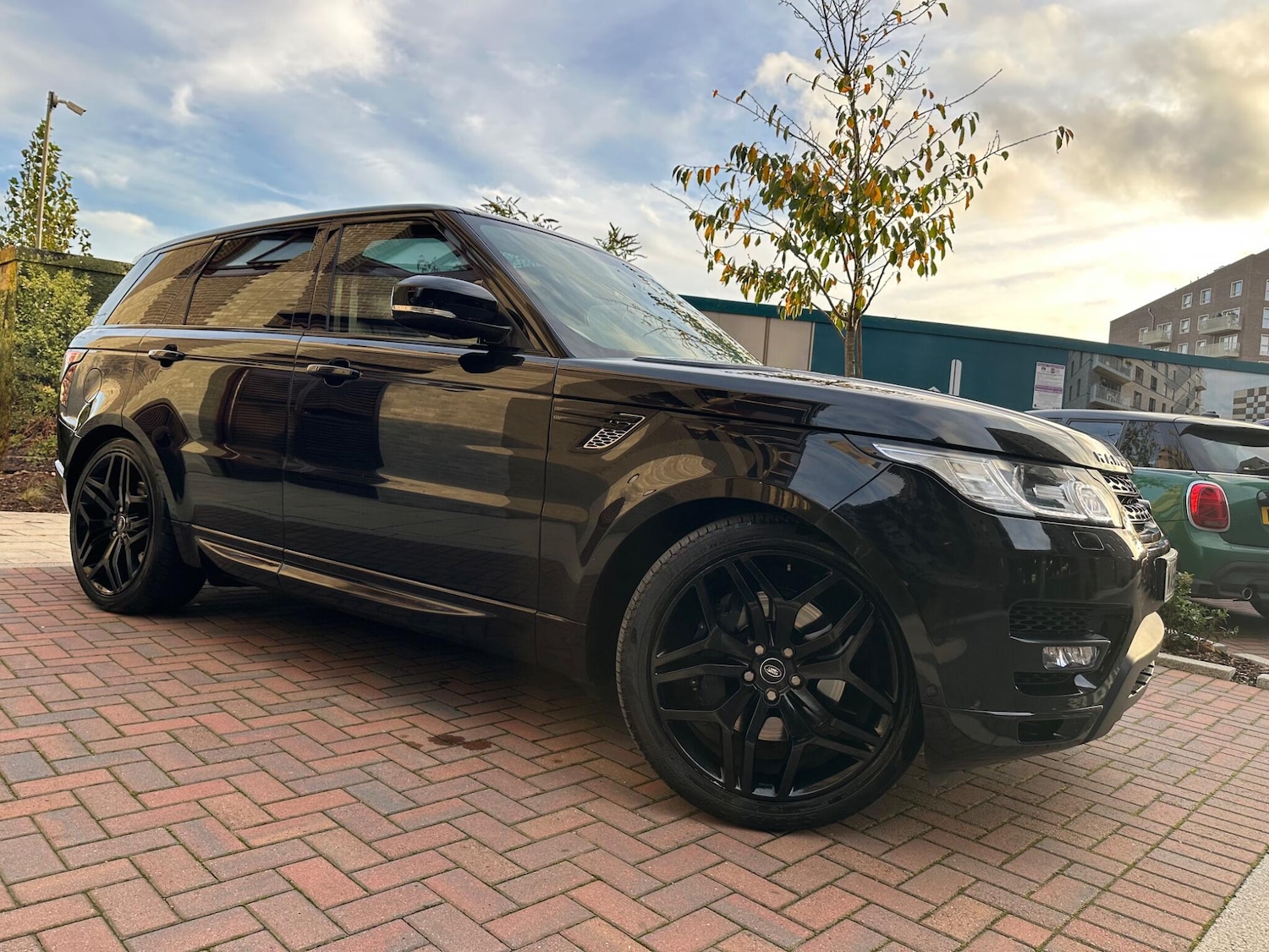 Used Land Rover Range Rover Sport 2016 for sale - 76561880: Photo 10