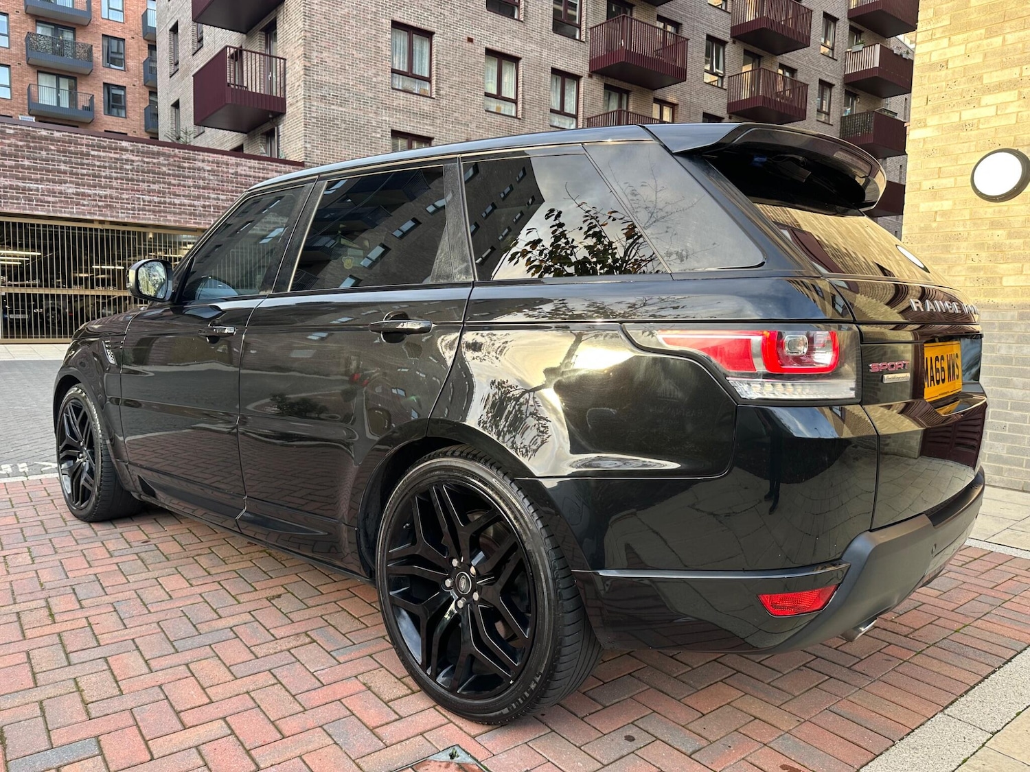 Used Land Rover Range Rover Sport 2016 for sale - 76561880: Photo 13