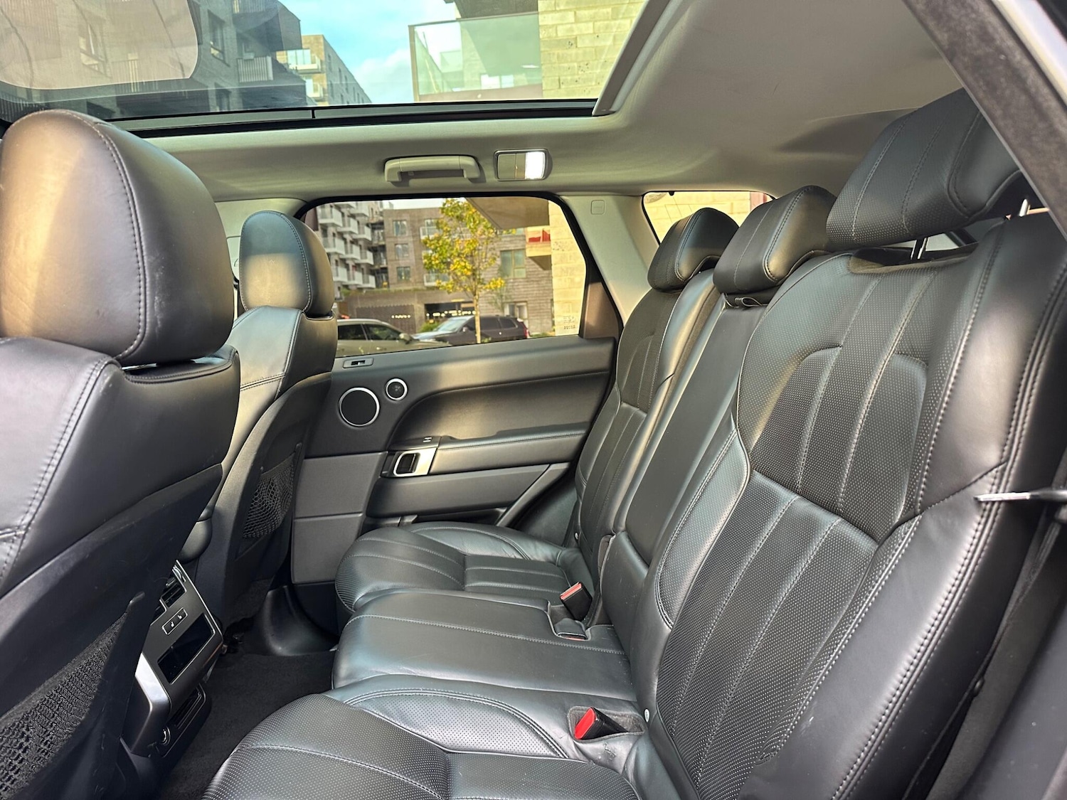 Used Land Rover Range Rover Sport 2016 for sale - 76561880: Photo 44