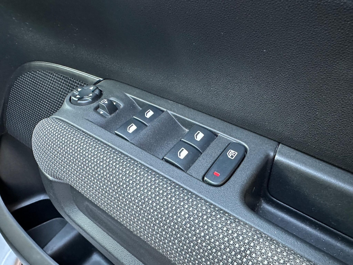 Used Citroen C3 Aircross 2019 for sale - 76633858: Photo 25