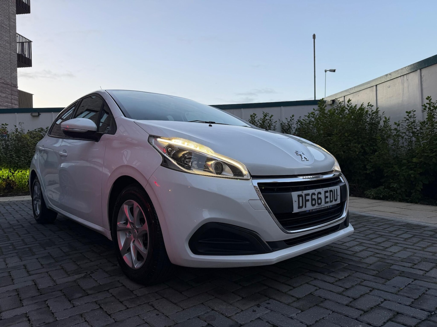 Used Peugeot 208 2016 for sale - 76801441: Photo 12