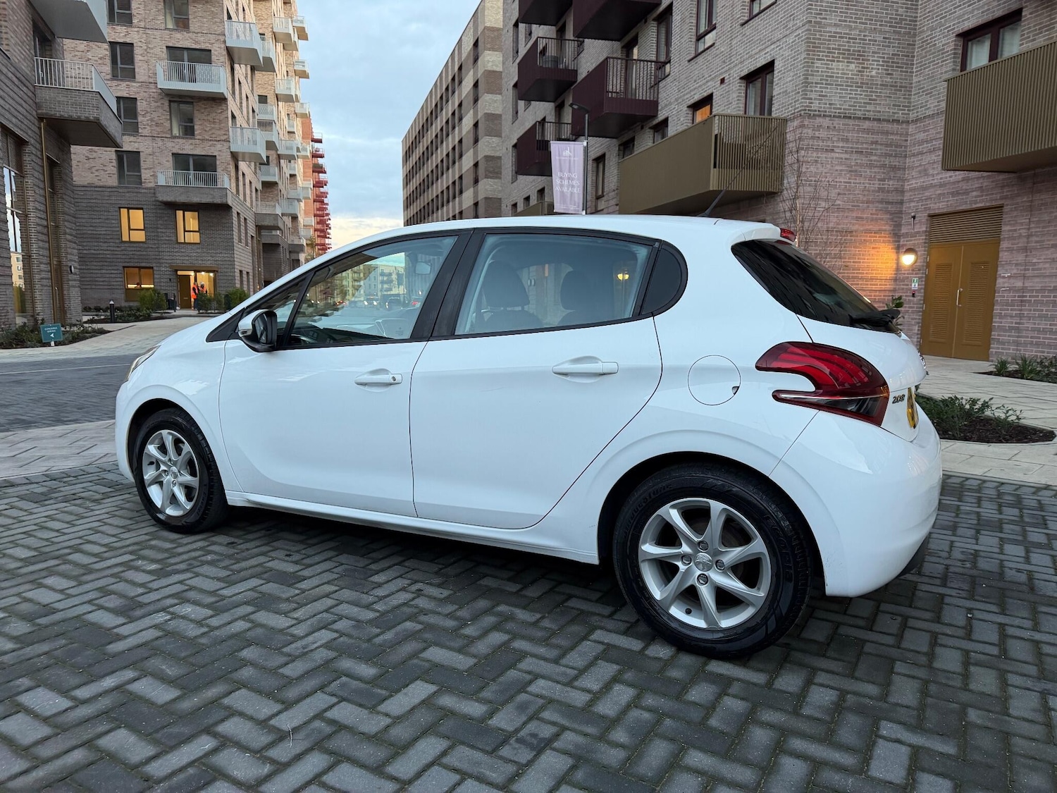 Used Peugeot 208 2016 for sale - 76801441: Photo 19