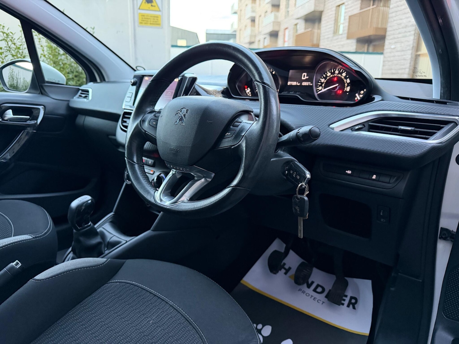 Used Peugeot 208 2016 for sale - 76801441: Photo 23