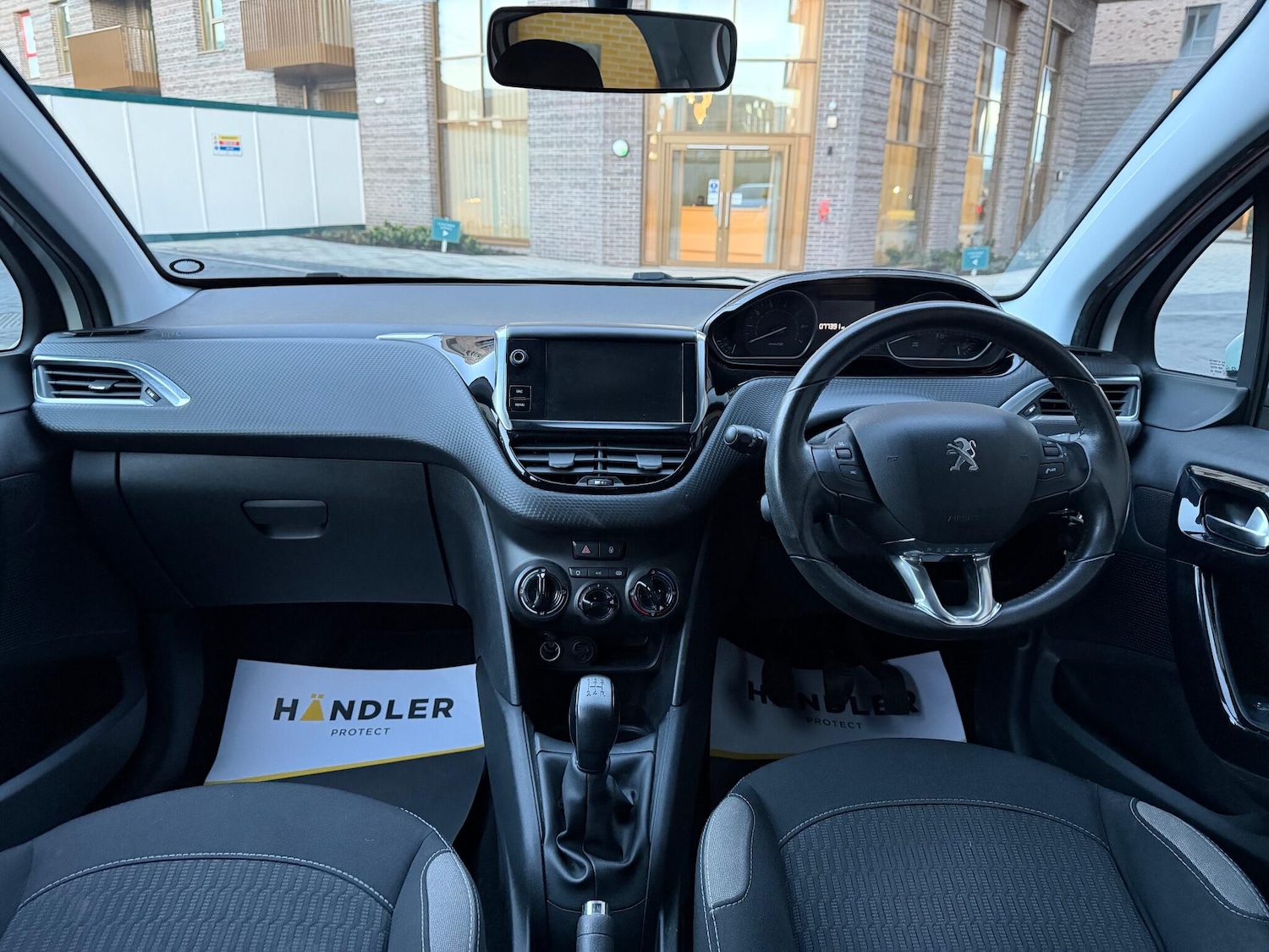 Used Peugeot 208 2016 for sale - 76801441: Photo 26