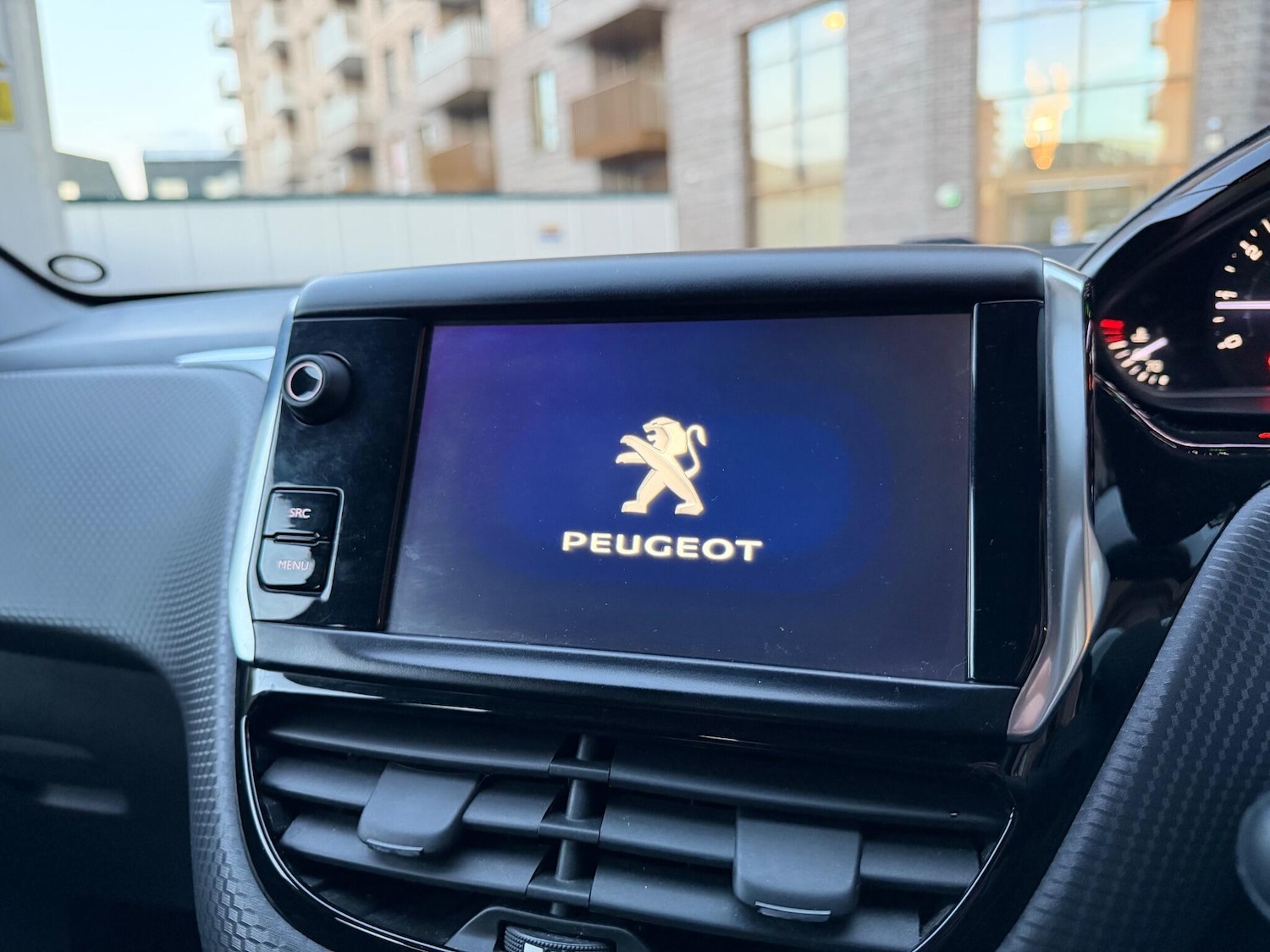 Used Peugeot 208 2016 for sale - 76801441: Photo 33