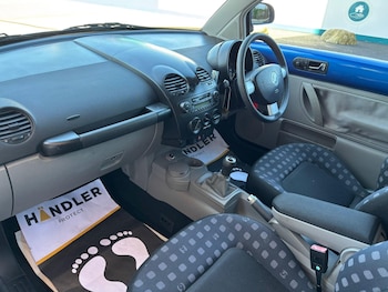 Used Volkswagen Beetle 2001 for sale - 78204154: Photo