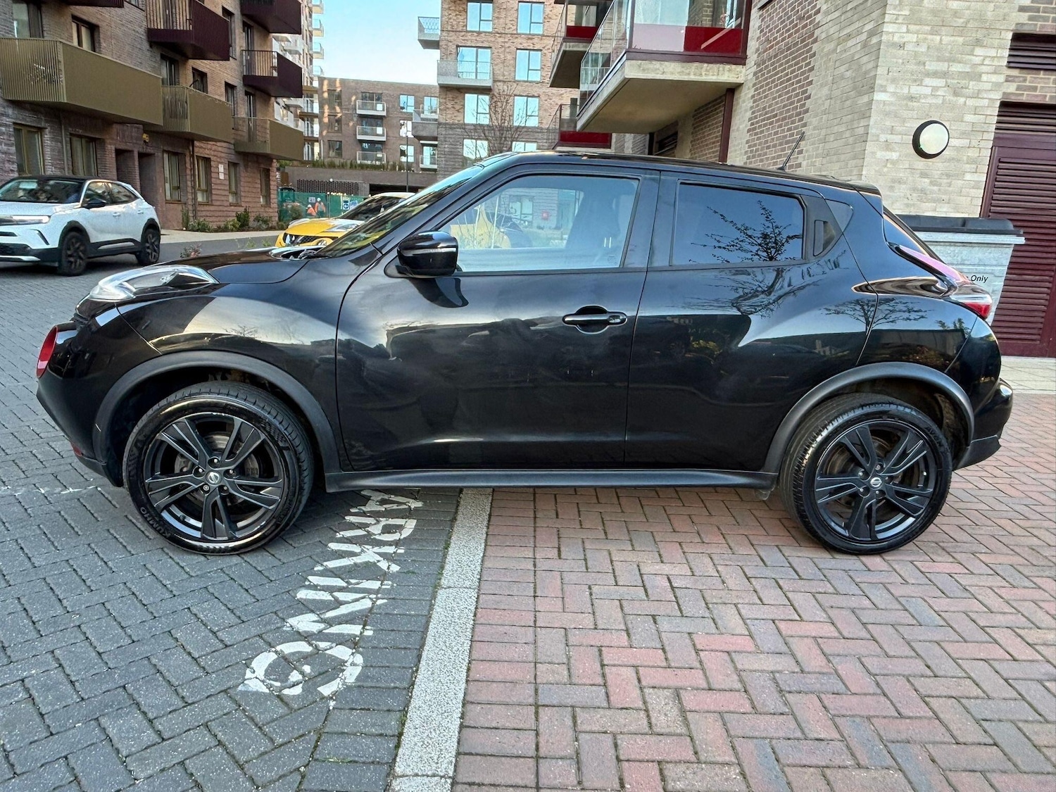 Used Nissan Juke for sale - 77925316: Photo 2