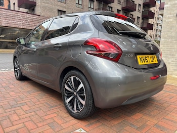 Used Peugeot 208 2018 for sale - 78585809: Photo