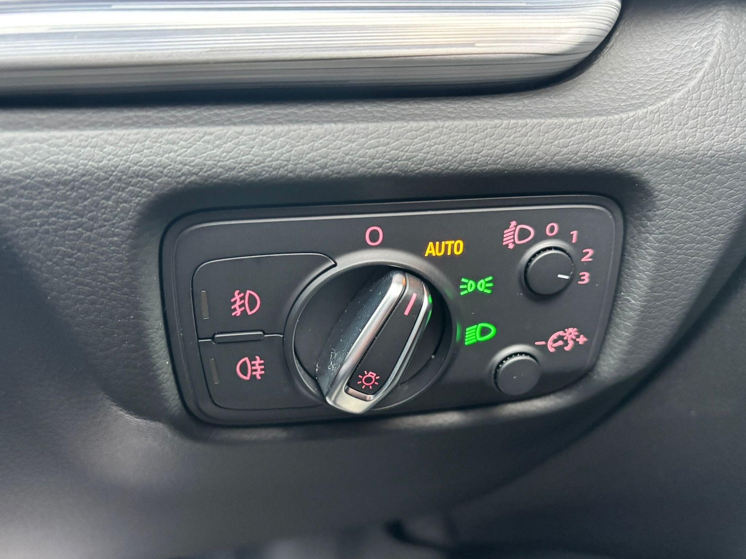 Used Audi A3 2014 for sale - 77524220: Photo 31