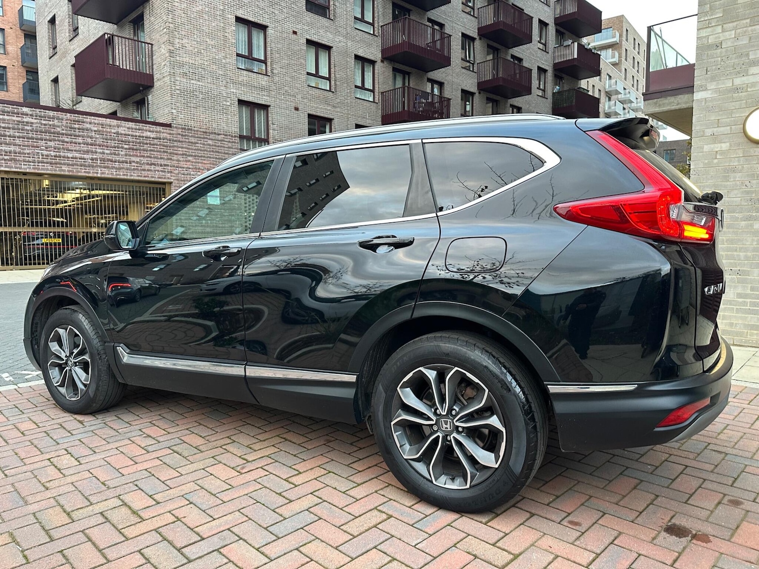 Used Honda CR-V 2023 for sale - 76702197: Photo 24