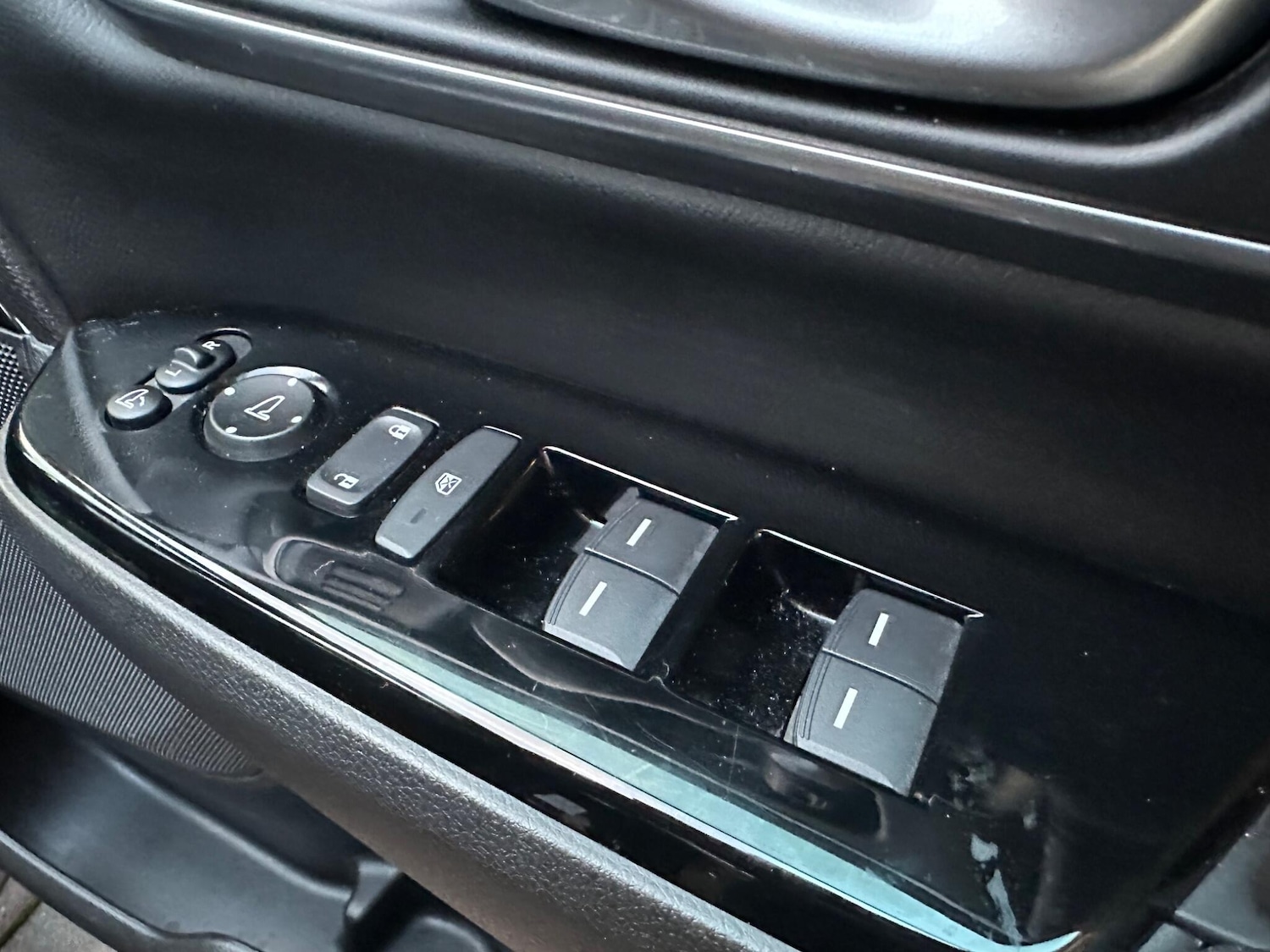 Used Honda CR-V 2023 for sale - 76702197: Photo 47