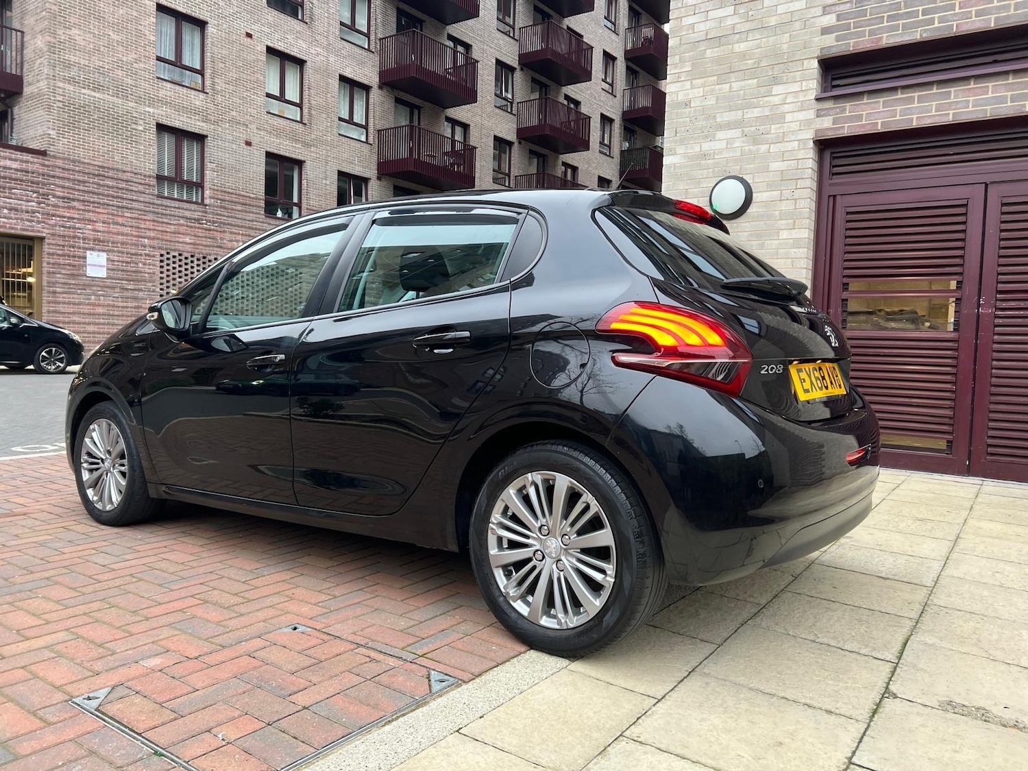 Used Peugeot 208 2018 for sale - 77267031: Photo 12