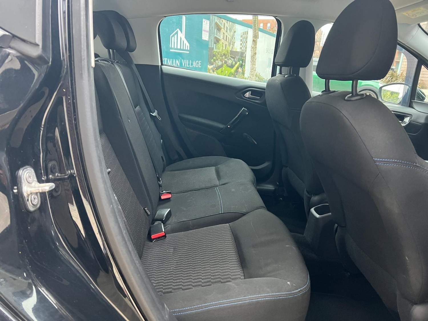 Used Peugeot 208 2018 for sale - 77267031: Photo 17