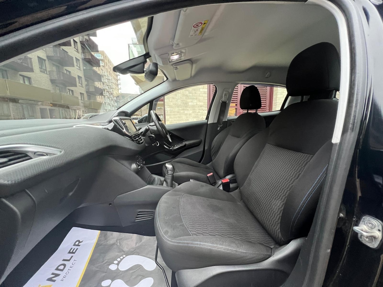 Used Peugeot 208 2018 for sale - 77267031: Photo 20