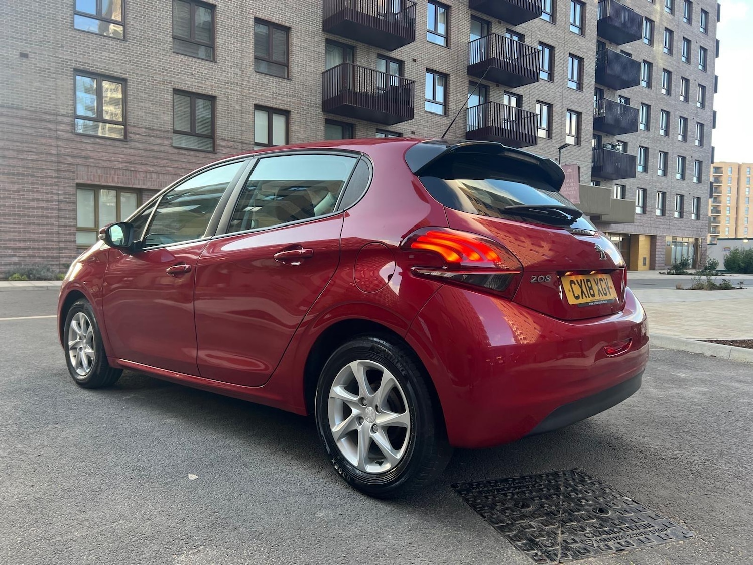 Used Peugeot 208 2018 for sale - 77050253: Photo 2