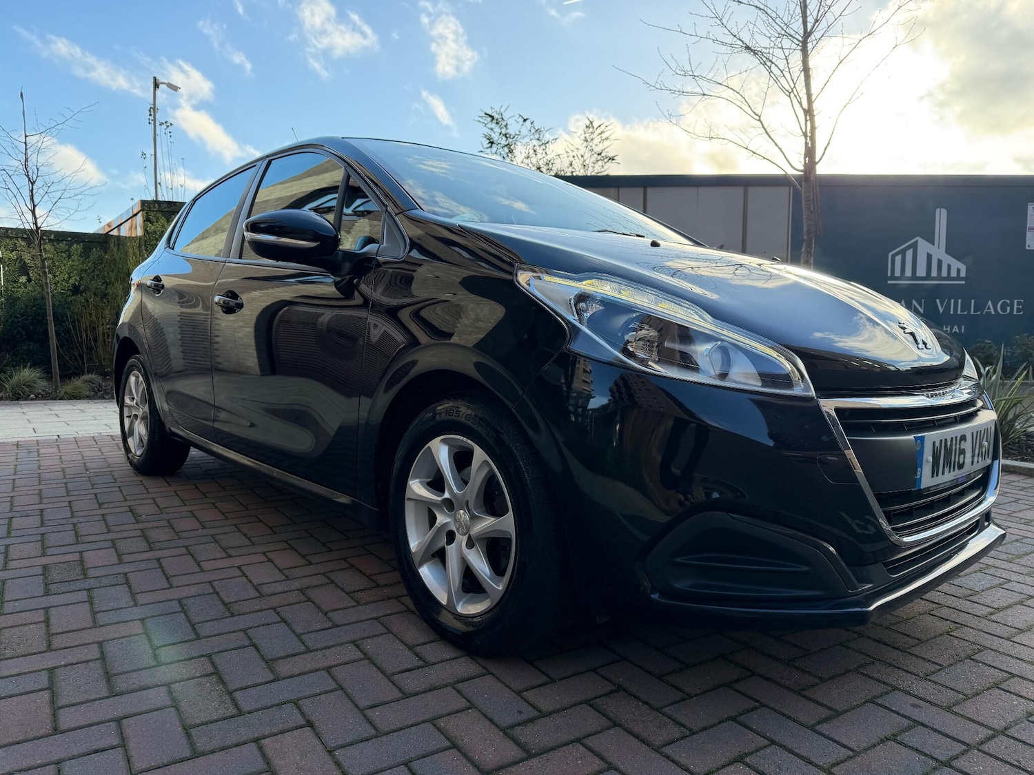 Used Peugeot 208 2016 for sale - 76913827: Photo 16