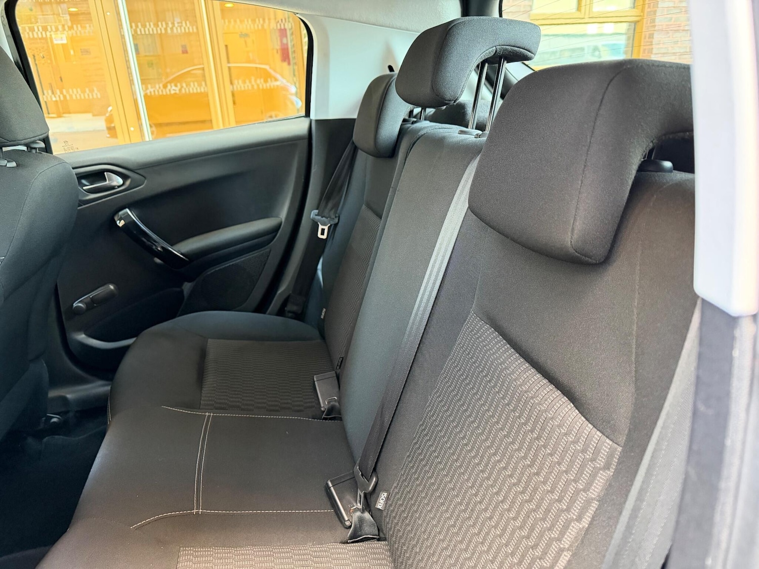 Used Peugeot 208 2016 for sale - 76913827: Photo 35