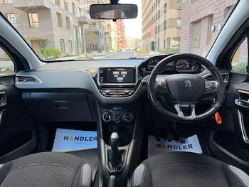 Used Peugeot 208 2016 for sale - 76913827: Photo