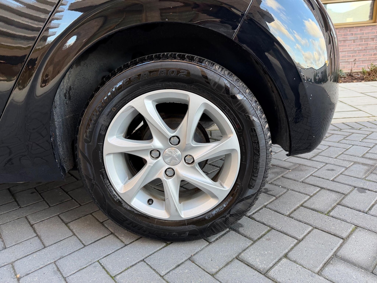 Used Peugeot 208 2016 for sale - 76913827: Photo 42