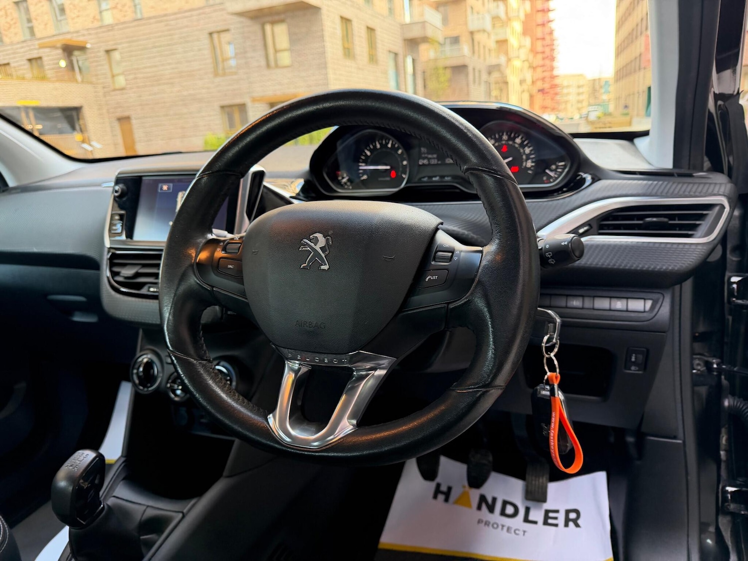 Used Peugeot 208 2016 for sale - 76913827: Photo 46