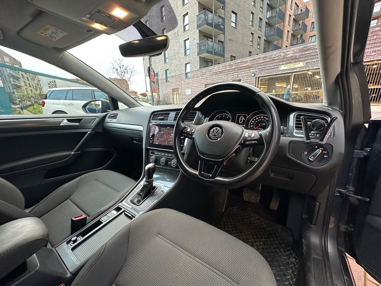 Used Volkswagen Golf for sale - 76702040: Photo 25