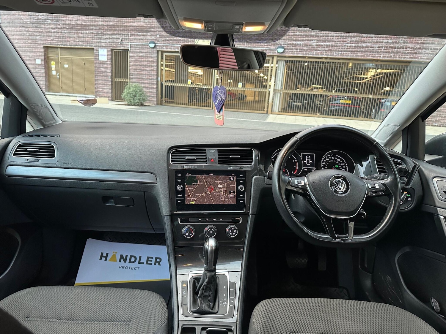 Used Volkswagen Golf for sale - 76702040: Photo 27