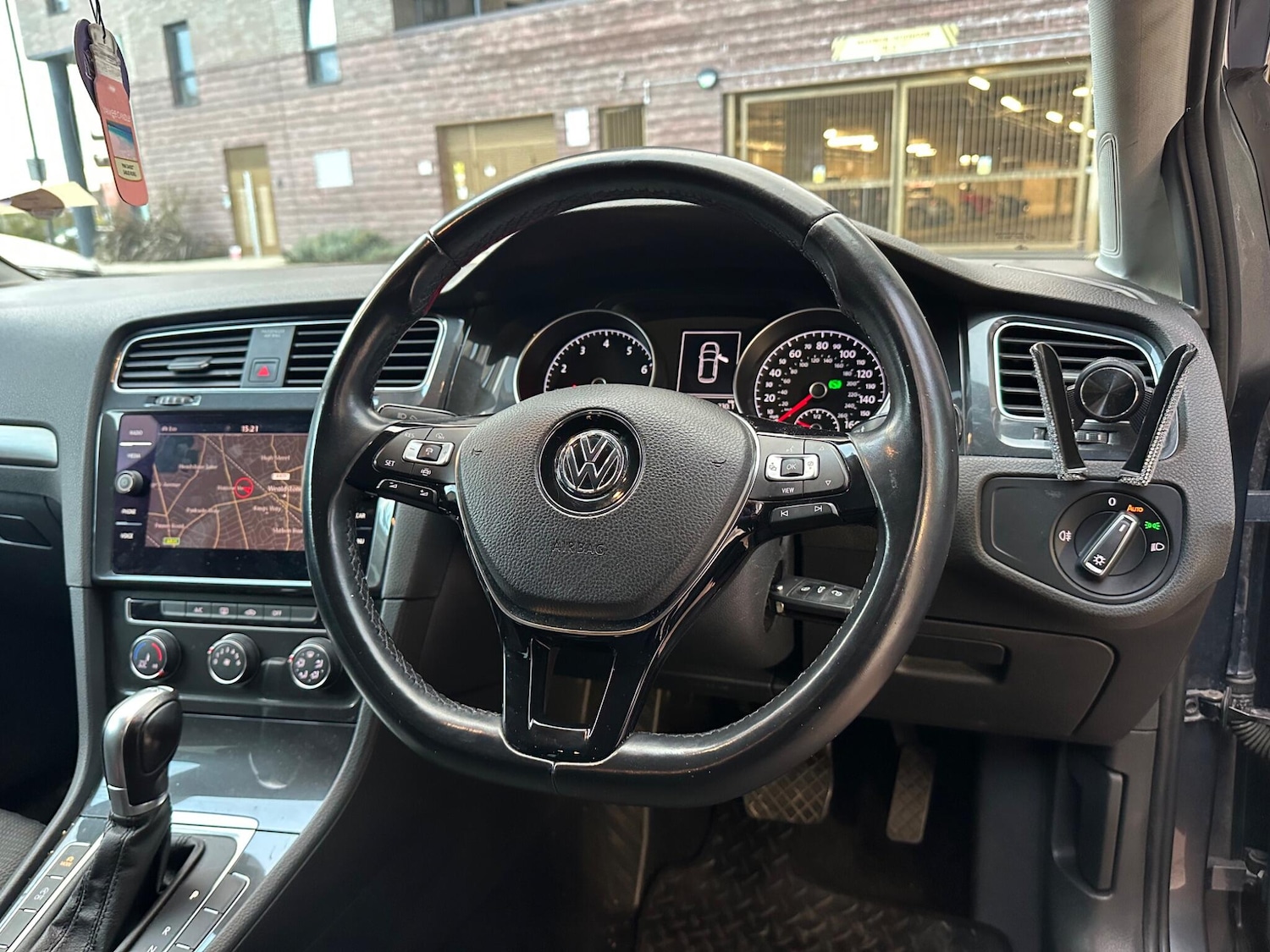 Used Volkswagen Golf for sale - 76702040: Photo 34