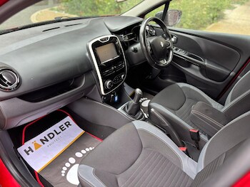 Used Renault Clio 2015 for sale - 78866498: Photo