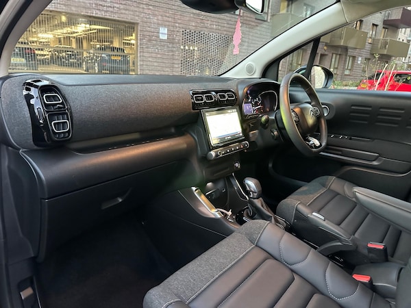 Used Citroen C3 Aircross 2024 for sale - 76251451: Photo 3