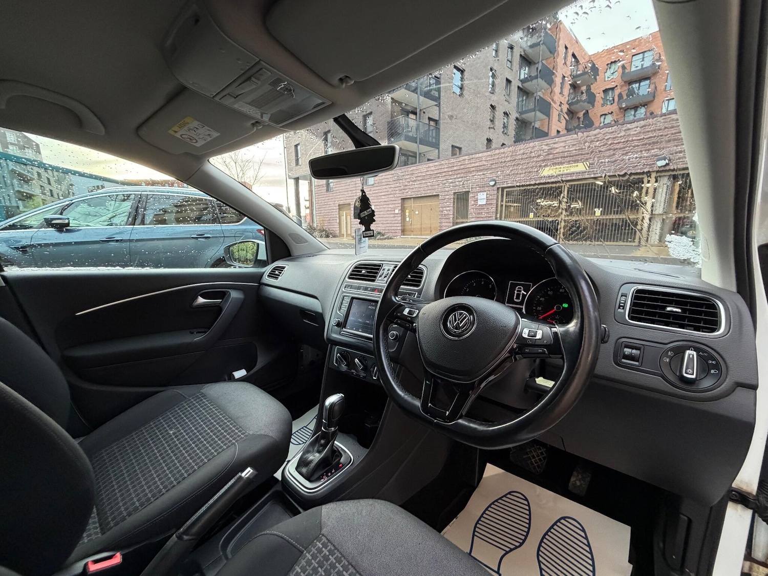 Used Volkswagen Polo 2017 for sale - 75678398: Photo 22