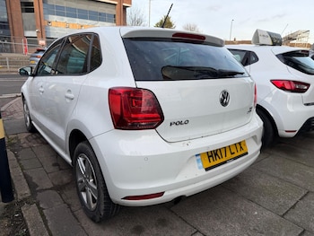 Used Volkswagen Polo 2017 for sale - 75678398: Photo