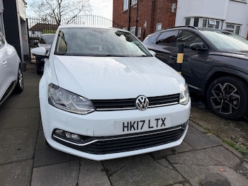 Used Volkswagen Polo 2017 for sale - 75678398: Photo