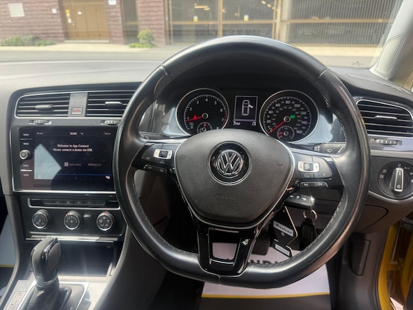 Used Volkswagen Golf 2018 for sale - 74921338: Photo 23