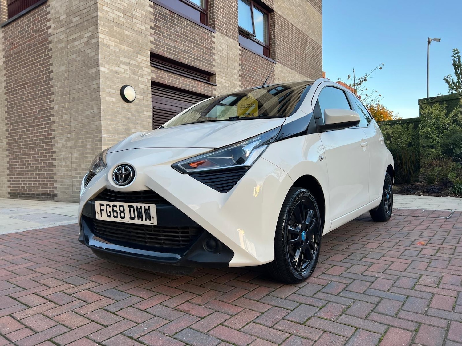 Used Toyota AYGO 2018 for sale - 75302038: Photo 10