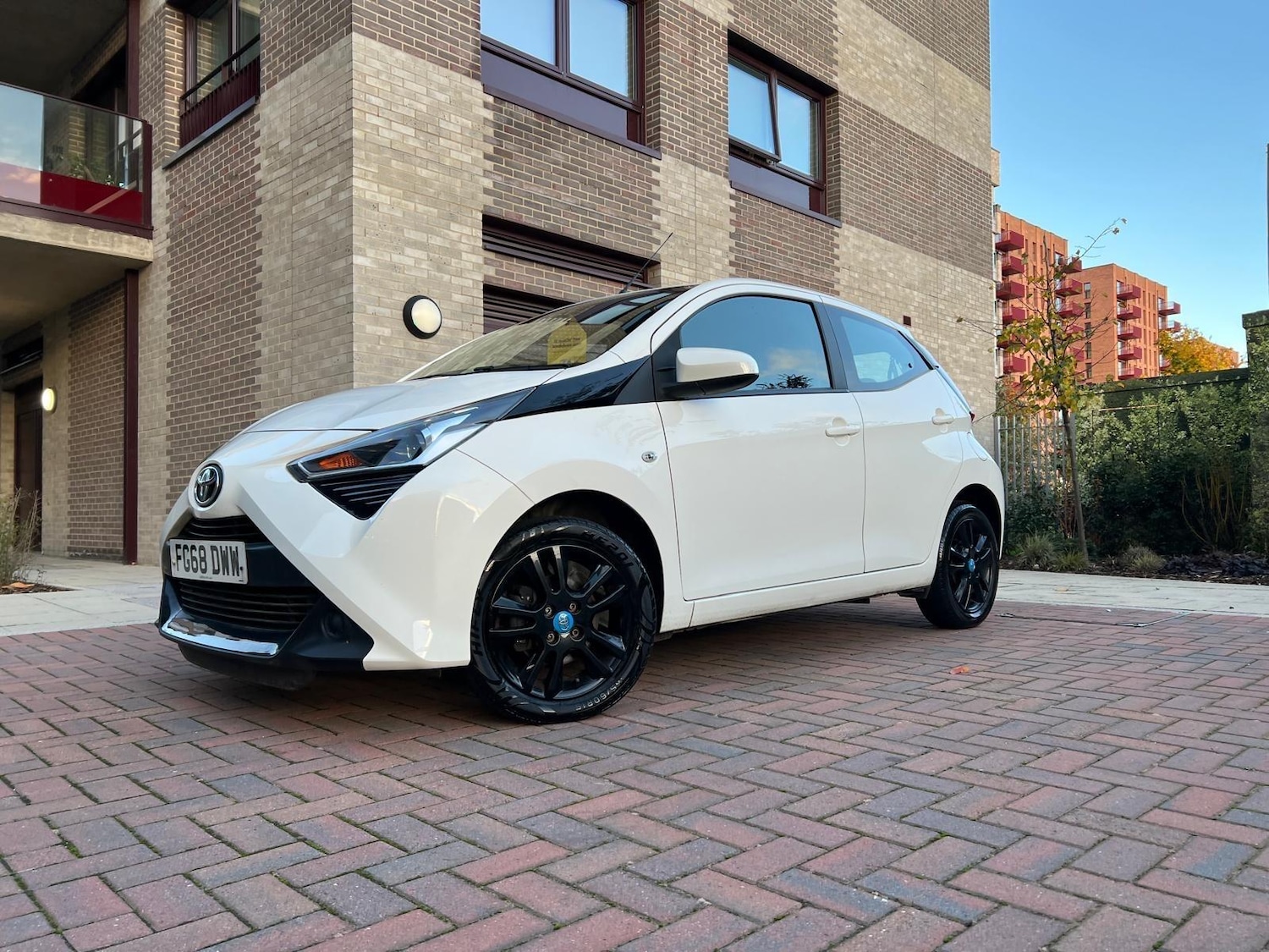 Used Toyota AYGO 2018 for sale - 75302038: Photo 14