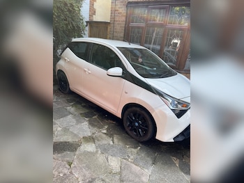Used Toyota AYGO 2018 for sale - 75302038: Photo