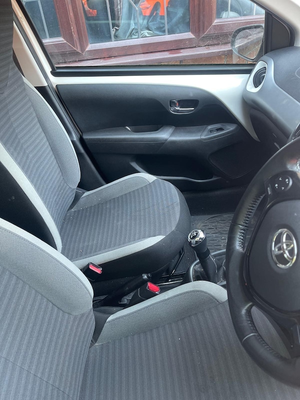 Used Toyota AYGO 2018 for sale - 75302038: Photo 5