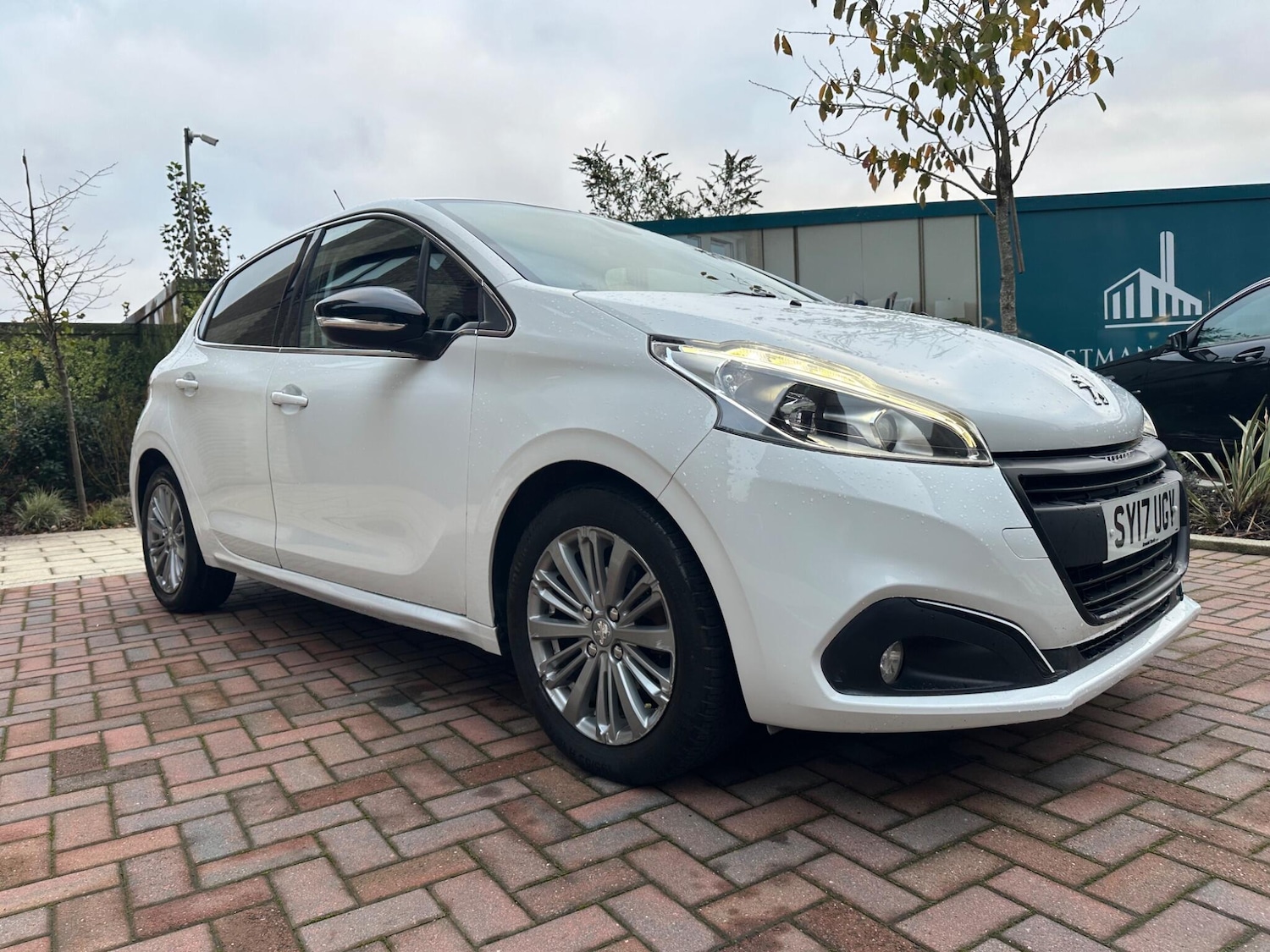 Used Peugeot 208 2017 for sale - 76671654: Photo 11