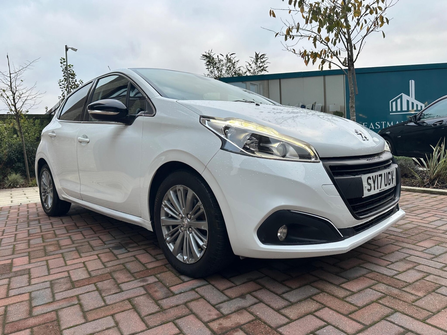 Used Peugeot 208 2017 for sale - 76671654: Photo 12