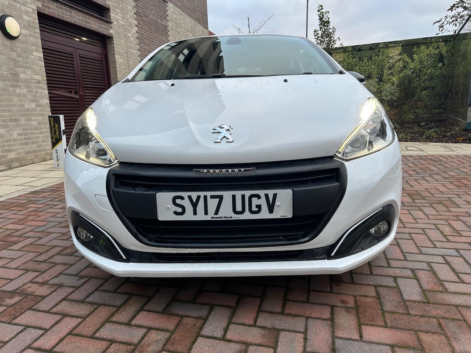 Used Peugeot 208 2017 for sale - 76671654: Photo 19