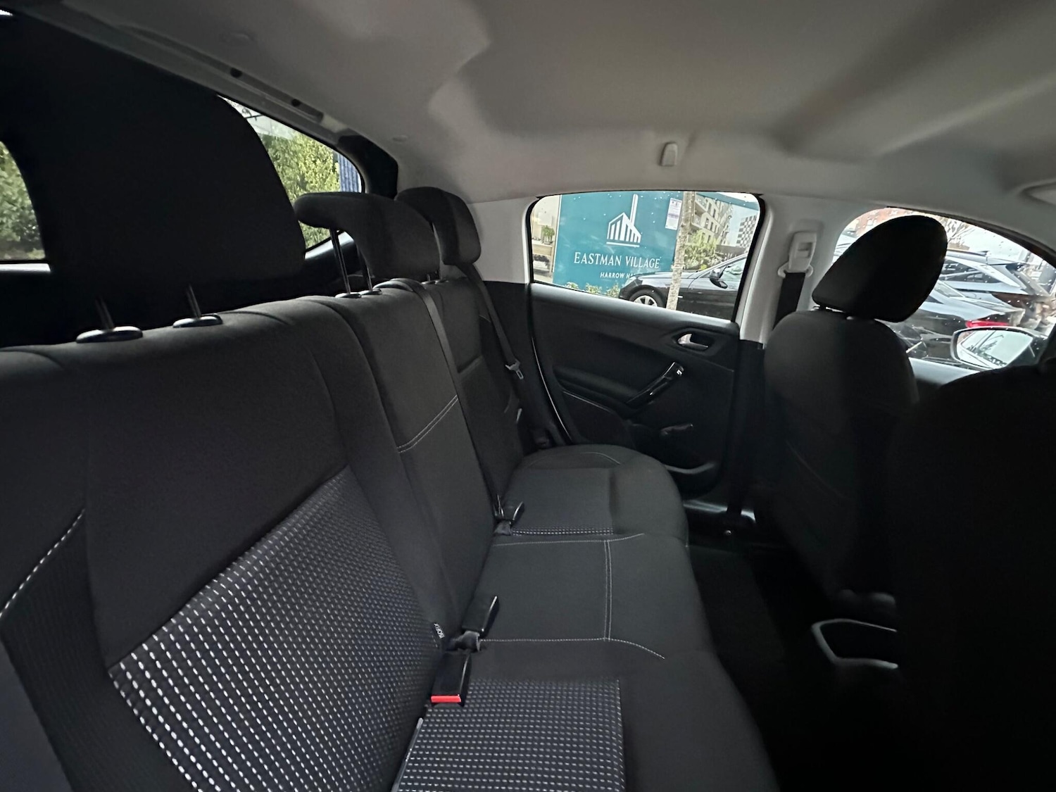 Used Peugeot 208 2017 for sale - 76671654: Photo 30