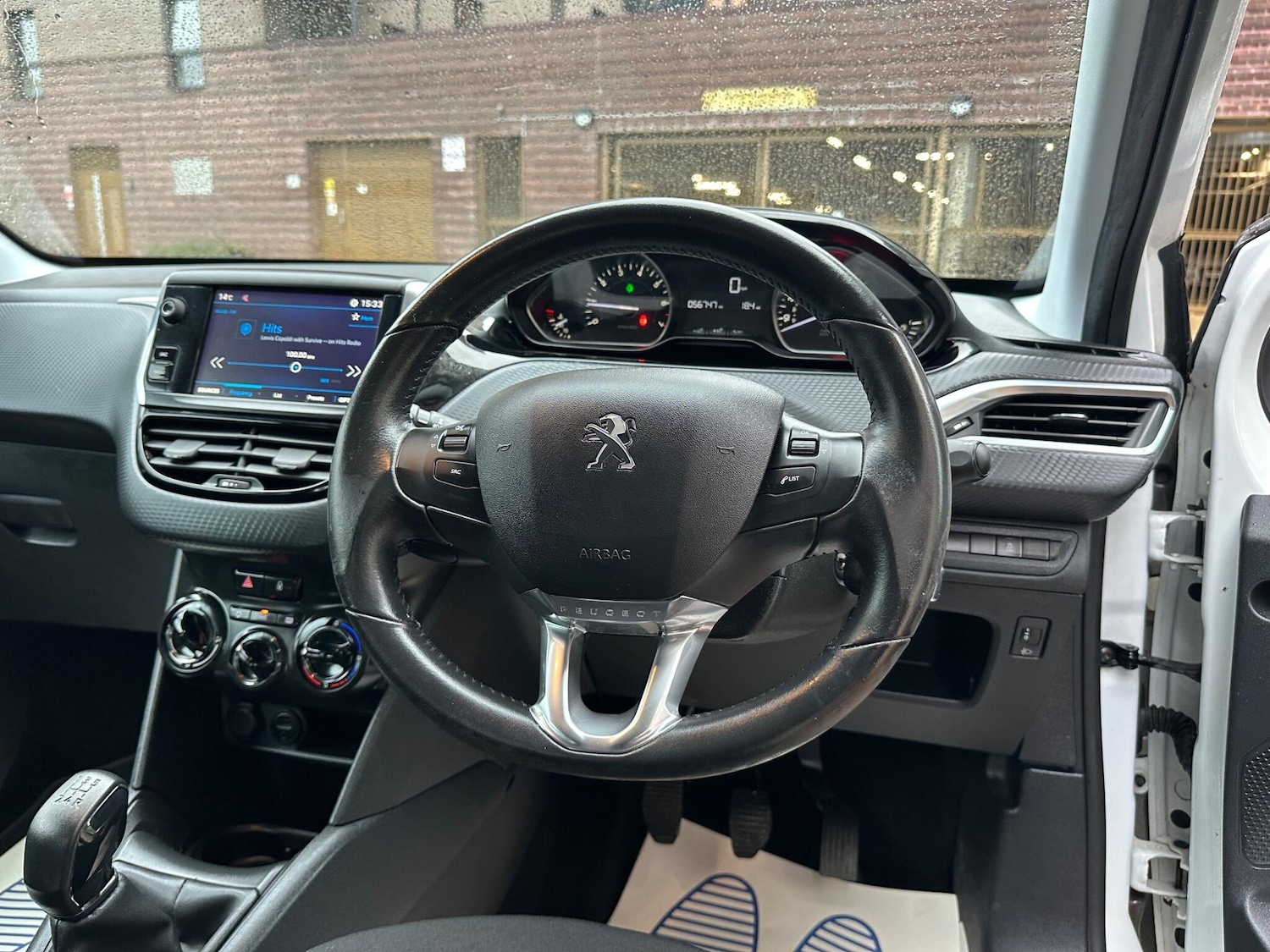 Used Peugeot 208 2017 for sale - 76671654: Photo 39